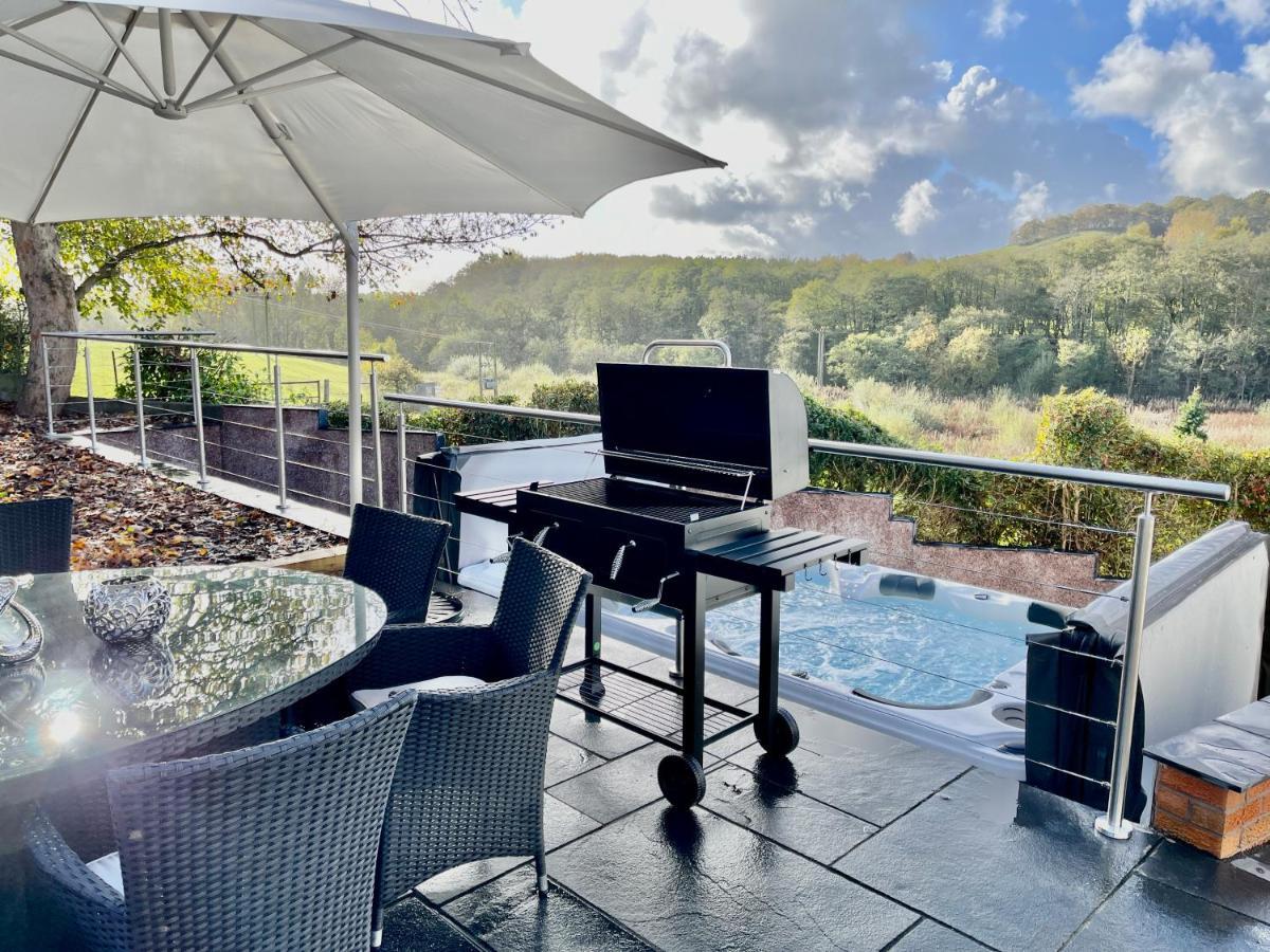 Tollgate House - Luxury Cozy Cottage - Huge Hot Tub - Alton Towers 基德尔 外观 照片