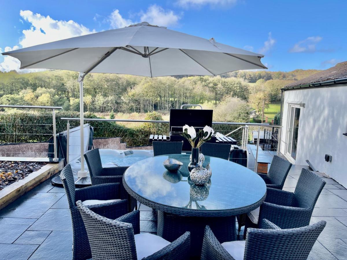 Tollgate House - Luxury Cozy Cottage - Huge Hot Tub - Alton Towers 基德尔 外观 照片